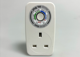 EMP_Plug_top_dimmer_front